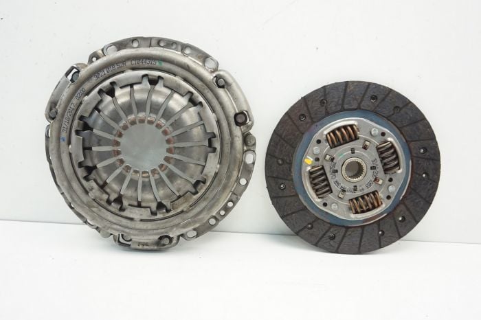 Taliant Sandero 3-III Motor Debriyaj Seti (Baskı Balata) 1.0 SCE 302055704R-302057069R -Renault Mais
