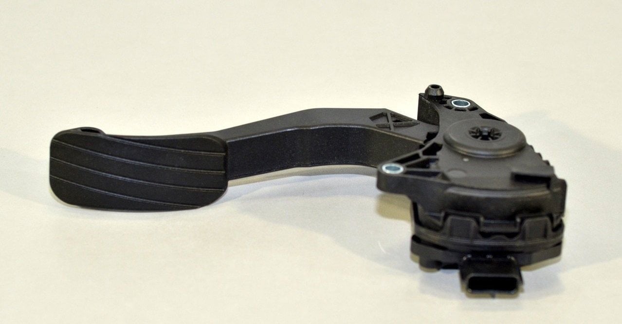 Master 3-III Gaz Pedalı + Kaptör 2.3 Dci M9T (2010-2020) 180107523R -Hella