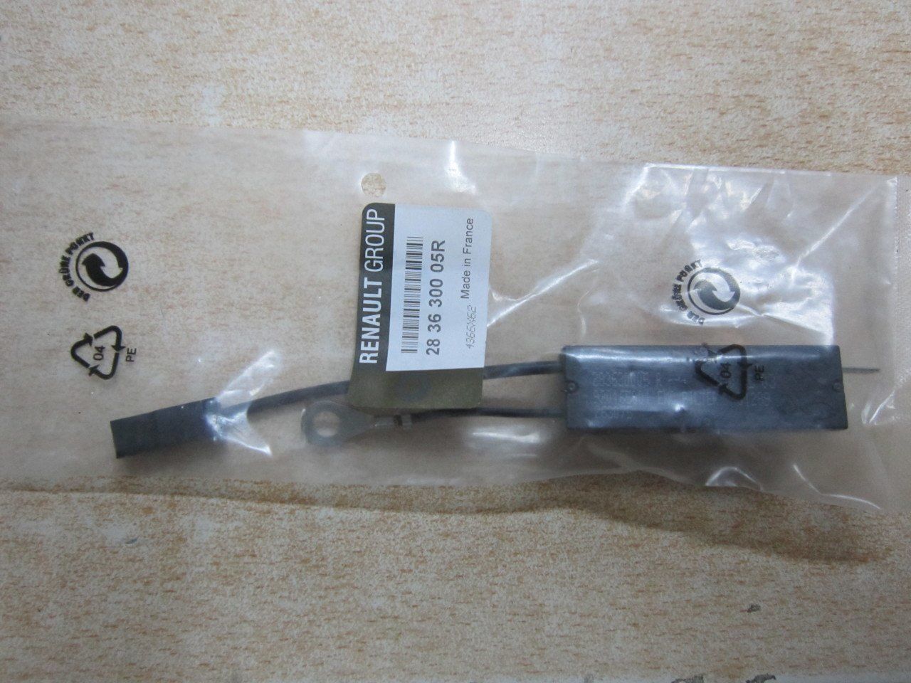 Renault Latitude Radyo Anteni 283630005R -Renault Mais