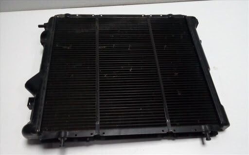 R19 Europa Motor Su Radyatörü (Klimalı Tip) 1.4 8V E7J 7702247652 -Kale