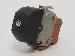 Laguna 2-II Ön Cam Açma Butonu Sağ (2002-2008) 8200167230 - Renault Mais