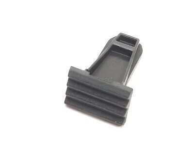 Master 3-III Arka Taban Panel Kaplama (Bakalit) Klipsi Adet (2010-2020) 8200920658 - Mais