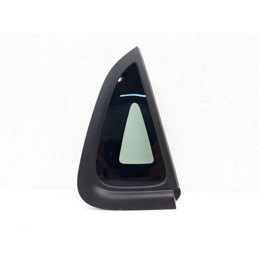 Clio 4-IV Sağ Arka Küstod Camı Kelebek Camı (2013-2015) 833067947R -Renault Mais