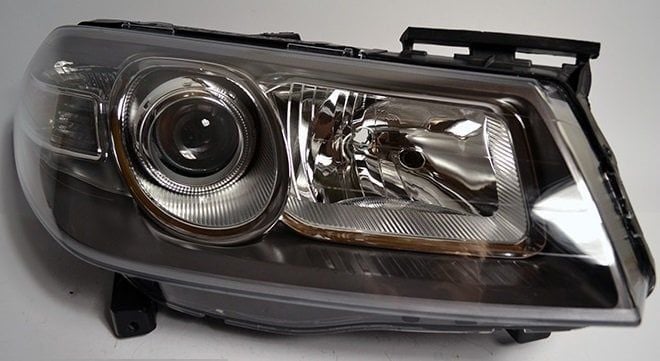 Megane 2-II Sağ Far Lambası (Zenon) (2006-2010) 7701063264 -Renault Mais