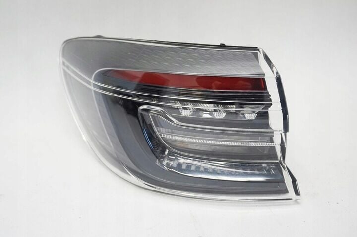 Clio 5-V (Faz 2) Arka Sol Stop Lambası (Siyah Çizgili) 2020-> 265554288R -İthal