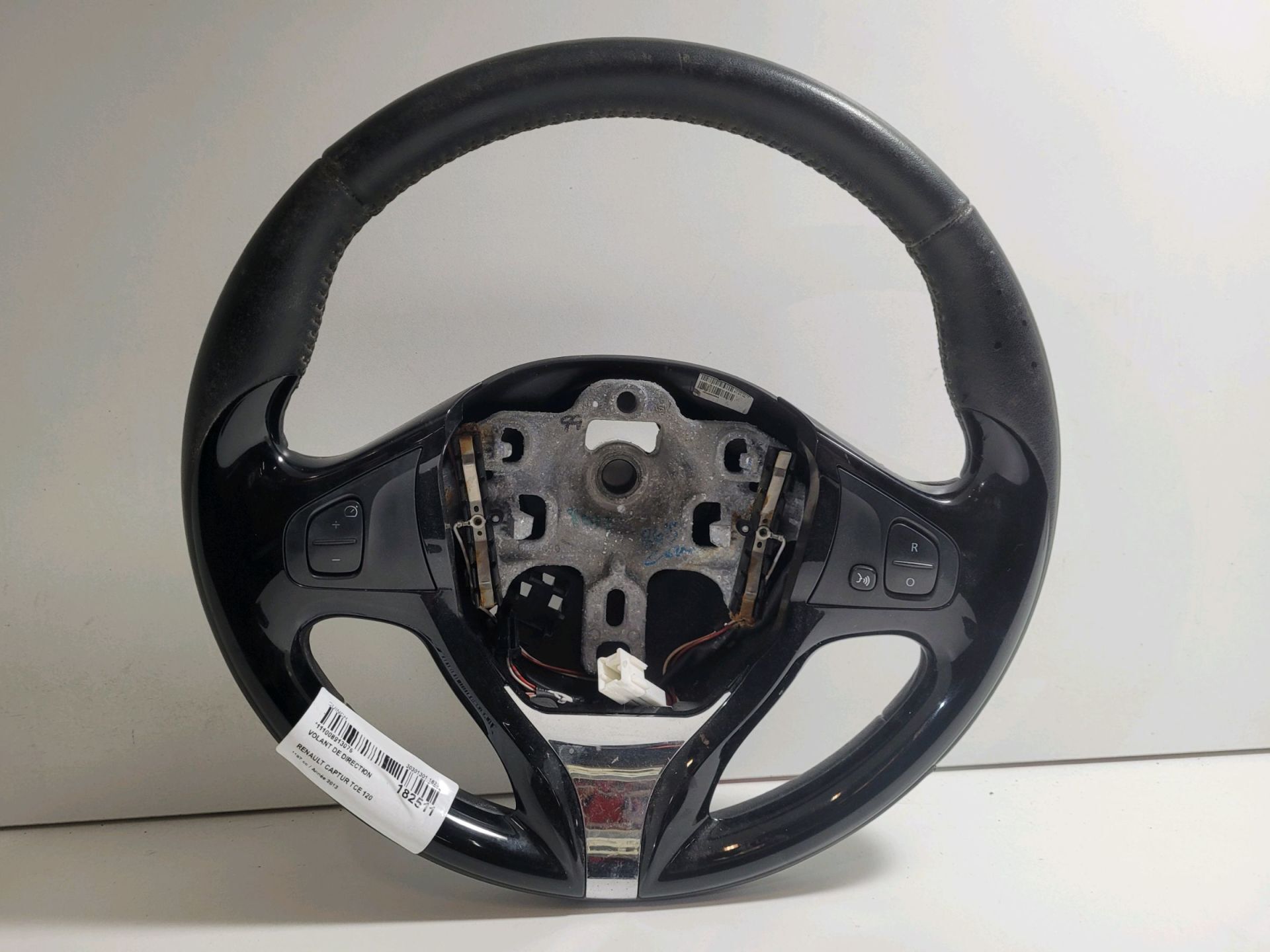 Captur 1-I Direksiyon Simidi (2013-2020) 484007342R -Renault Mais