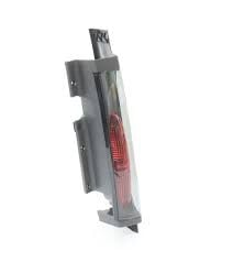 Trafıc 2-II Sağ Stop Lambası Bagaj Çift Kapı (2001-2006) 8200336835 - Marelli