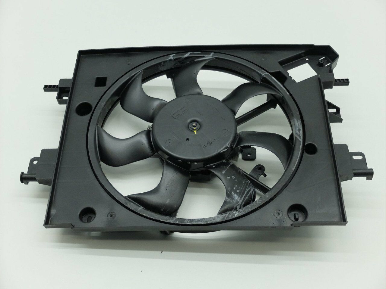 Duster 2-II Fan Komple (Motor + Pervane + Şase) 1.5 Dci K9K (2018-2024) 214811626R -Kale