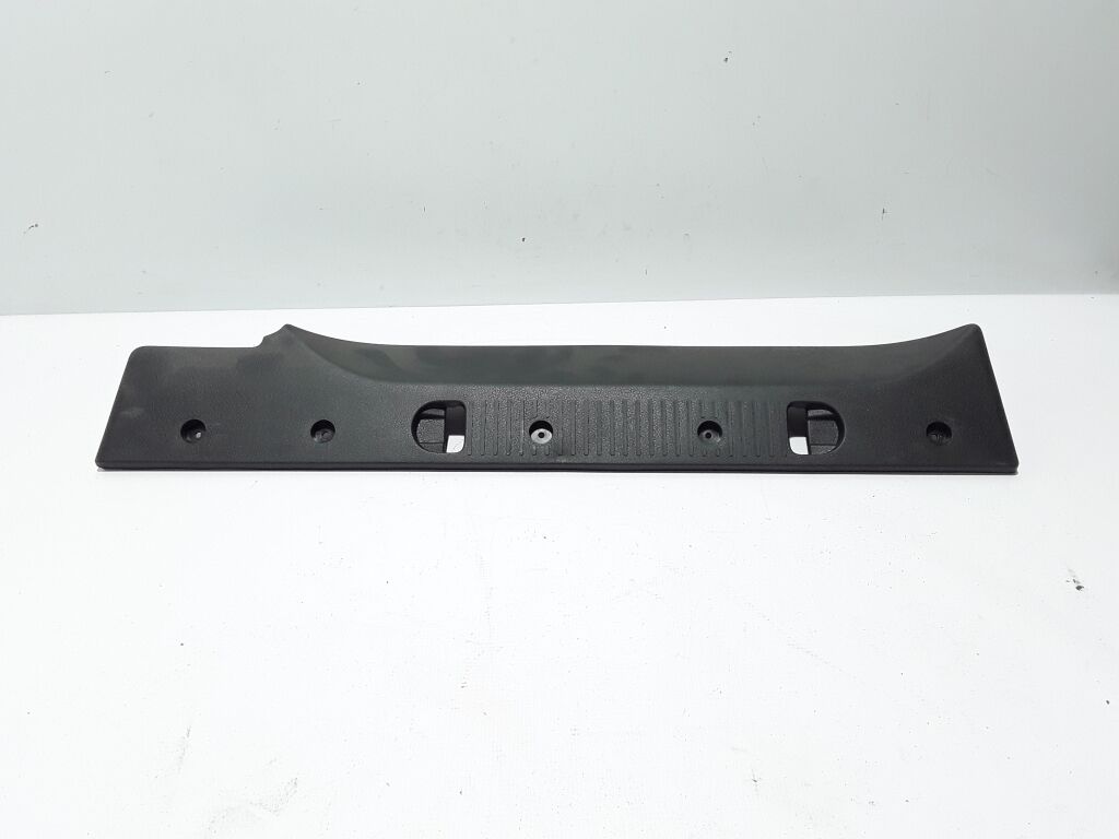 Dokker Sol Arka Sürgülü Kapı Basamağı Eşik Bakaliti (2013-2020) 828735877R -Yerli Kaporta