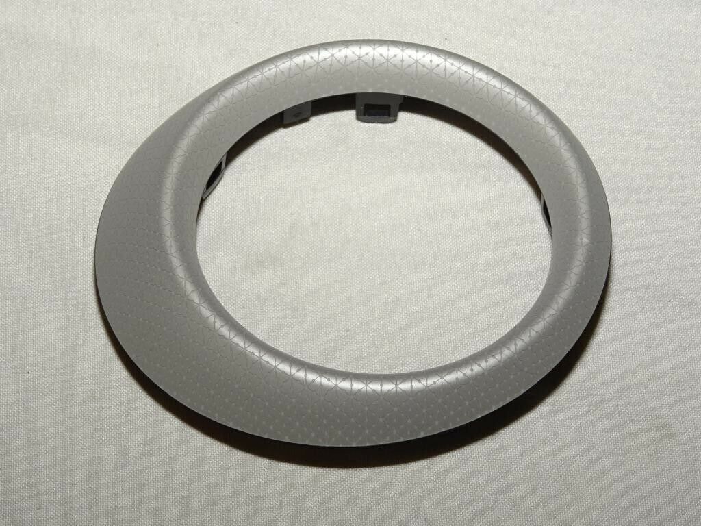 Clio 4-IV Torpido Yan Havalandırma Izgarası Kapağı 687604199R -Renault Mais